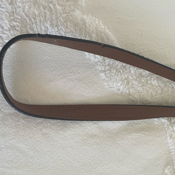 Michael Kors Crossbody - Picture 5 of 10